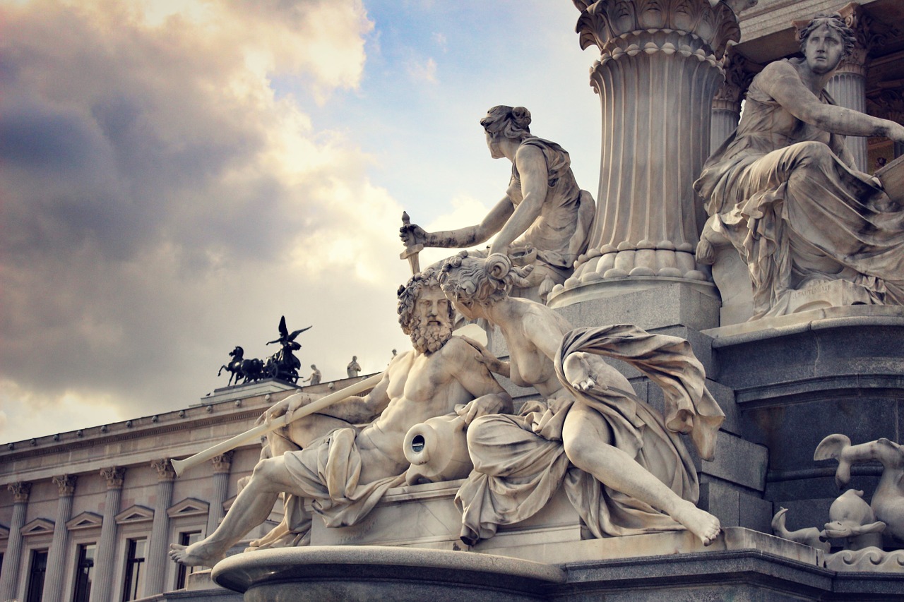 sculpture-1268288_1280.jpg